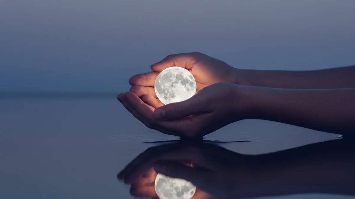 Arcanum 18 in the Destiny Matrix — what the Moon archetype means